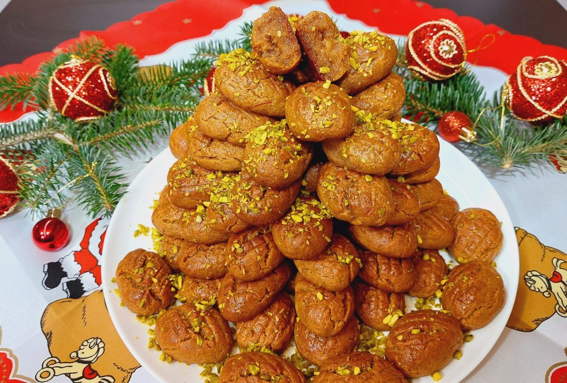 No Sugar Melomakarona - Greek Christmas honey cookies
