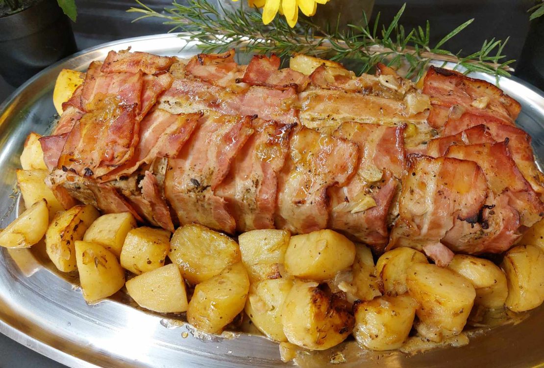 Ρολό Κιμά - Egg stuffed meatloaf wrapped with bacon slices