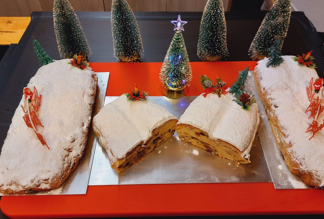 Στόλεν χριστουγεννιάτικο ψωμί - Stollen German Christmas Bread