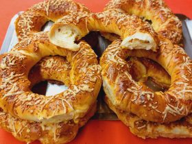 Τυροκουλουρα - Cheese Stuffed Greek Bread Rings