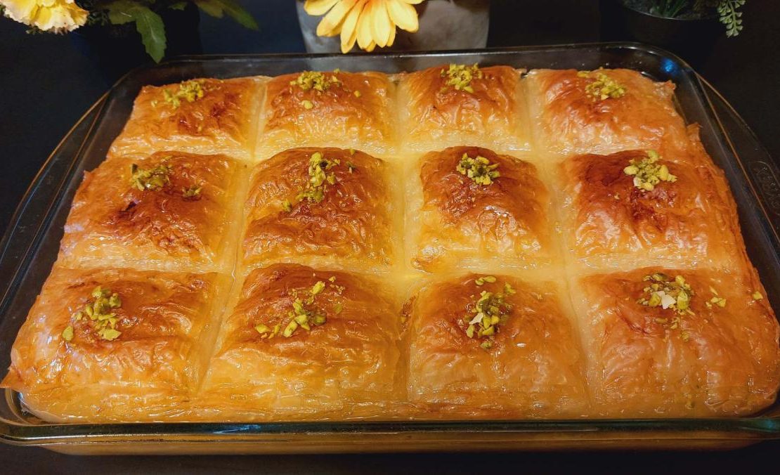 Γαλακτομπούρεκο σε ταψί - Greek Galaktobureko