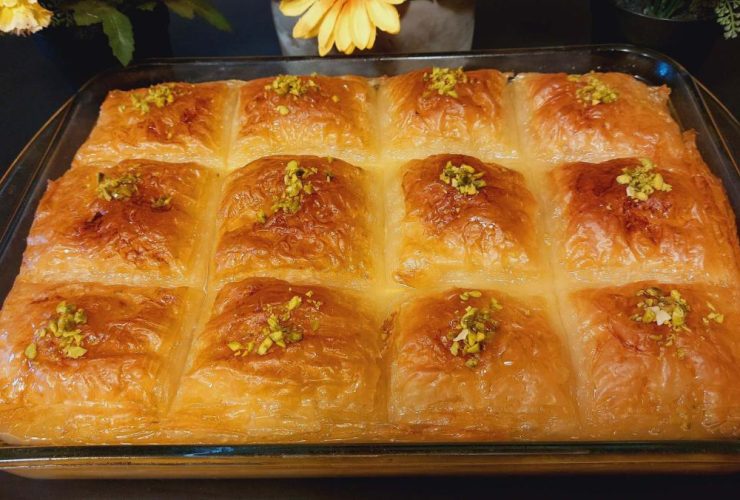 Γαλακτομπούρεκο σε ταψί - Greek Galaktobureko