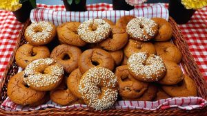 Greek Moustokouloura cookies