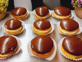 Κοκάκια συνταγή - Chocolate Cream Puffs Recipe