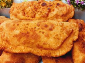 Τυρόπιτες στο τηγάνι - Fried Cheese Pies