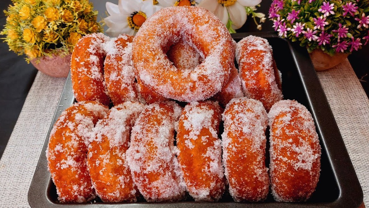 ฮฮฟฯ
ฮบฮฟฮผฮฑฮดฮตฯ ฮ ฮฑฯฮฑฮปฮนฮฑฯ - Greek Style Sugar Donuts Loukoumades