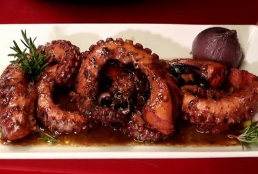 Greek Wine Braised Octopus - Χταπόδι Κρασάτο Ξυδάτο