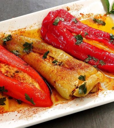 Stuffed Bell Peppers - Πιπεριές γεμιστές με φέτα