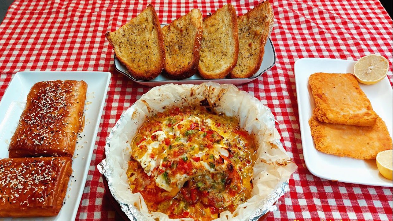 Φέτα με φύλλο κρούστας και μέλι - Fried Feta with honey