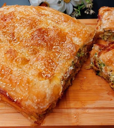 Crispy Zucchini Filo Pie - Κολοκυθόπιτα με Φύλλο Κρούστας