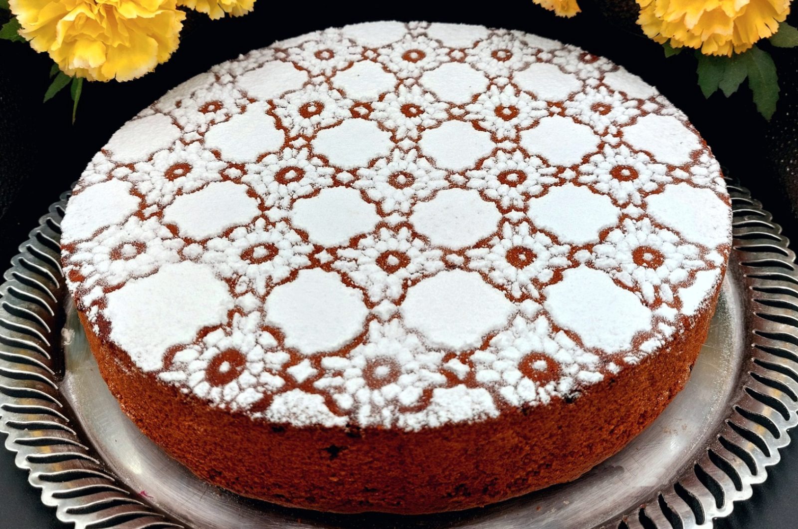 Traditional Greek Fanouropita – Monastery-Style Orange & Raisin Cake with 9 Ingredients