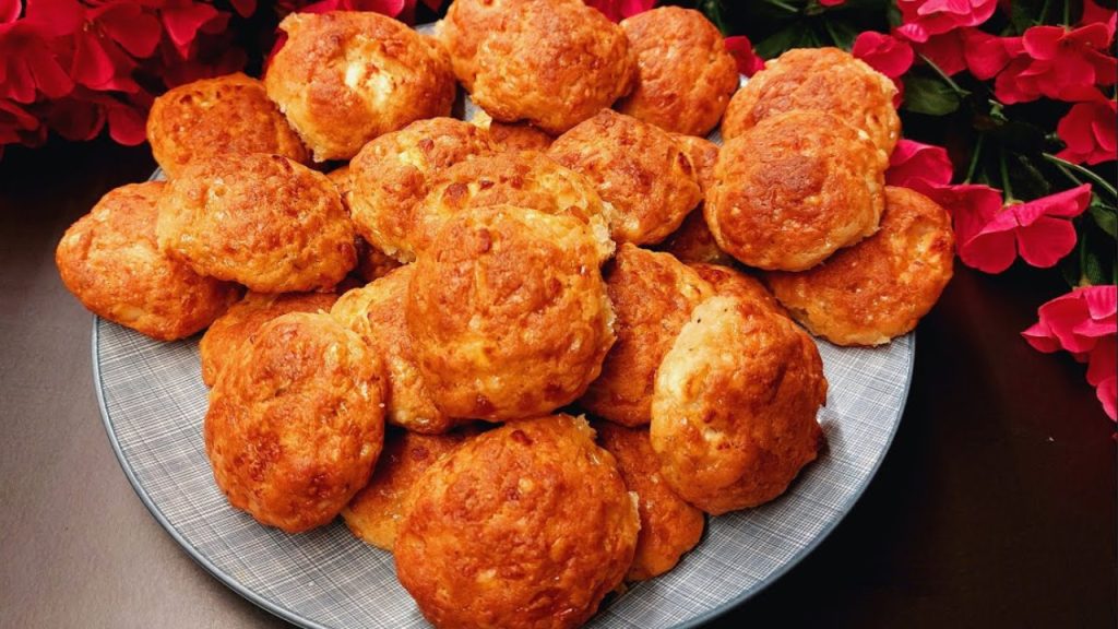 Greek No Phyllo Cheese Pies Bites - Τυροπιτάκια Μπουκιές Χωρίς Φύλλο