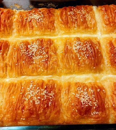 Easy Greek Cheese Pie - Εύκολη τυρόπιτα χωρίς αυγό