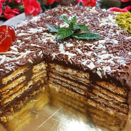 Chocolate Icebox Cake - Γλυκό Ψυγείου Σοκολάτα