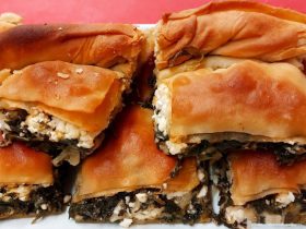 Greek Spanakopita with Feta Spinach Pie - Σπανακόπιτα με Φέτα