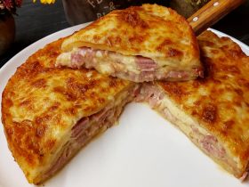 Easy Ham & Cheese Tortilla Pie - Ζαμπονοτυρόπιτα χωρίς φύλλο με τορτίγια