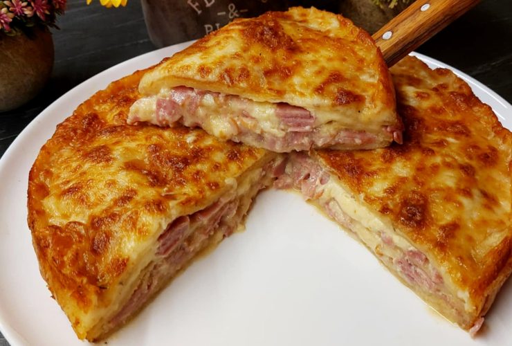 Easy Ham & Cheese Tortilla Pie - Ζαμπονοτυρόπιτα χωρίς φύλλο με τορτίγια