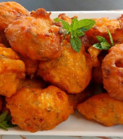 Greek Vegan Tomato Fritters Tomatokeftedes - Ντοματοκεφτέδες Σαντορίνης