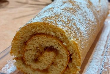 Ρολό Μήλο Κανέλα - Apple Cinnamon Roll Cake