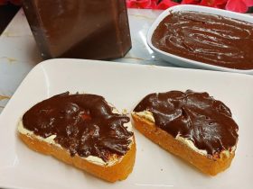 Σπιτική Πραλίνα φουντουκιού - Homemade hazelnut praline