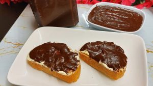 Σπιτική Πραλίνα φουντουκιού - Homemade hazelnut praline