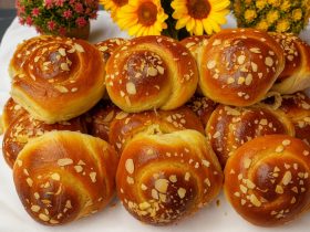 Τσουρέκια με σοκολάτα - Greek Tsoureki Buns