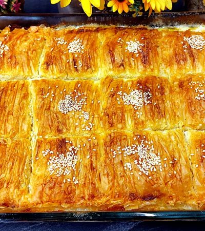 Εύκολη Τυρόπιτα - Easy Greek Cheese Pie