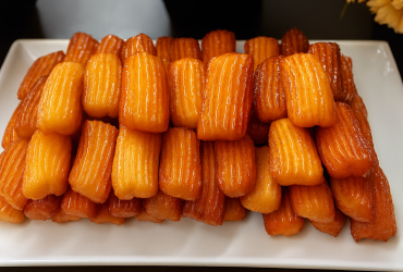 Τουλουμπάκια σε πιάτο - Greek Tulubakia on a plate