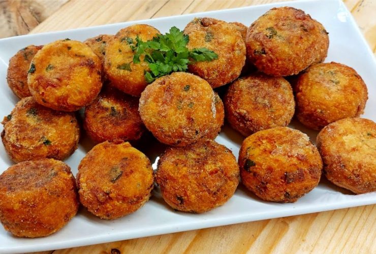 ฮ ฮฑฯฮฑฯฮฟฮบฮตฯฯฮญฮดฮตฯ - Potato Fritters