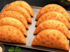 Τυρόπιτες στο τηγάνι - Greek Fried Cheese Pies