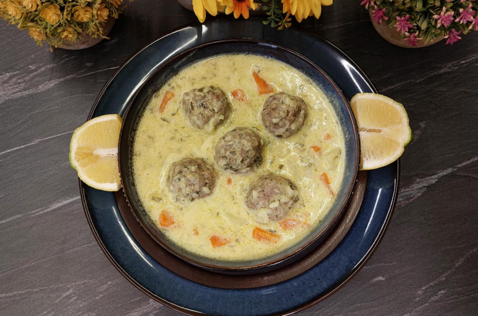 Γιουβαρλάκια αυγολέμονο όπως της μαμάς - Αφράτα, Λεμονάτα & Σκέτη Θαλπωρή