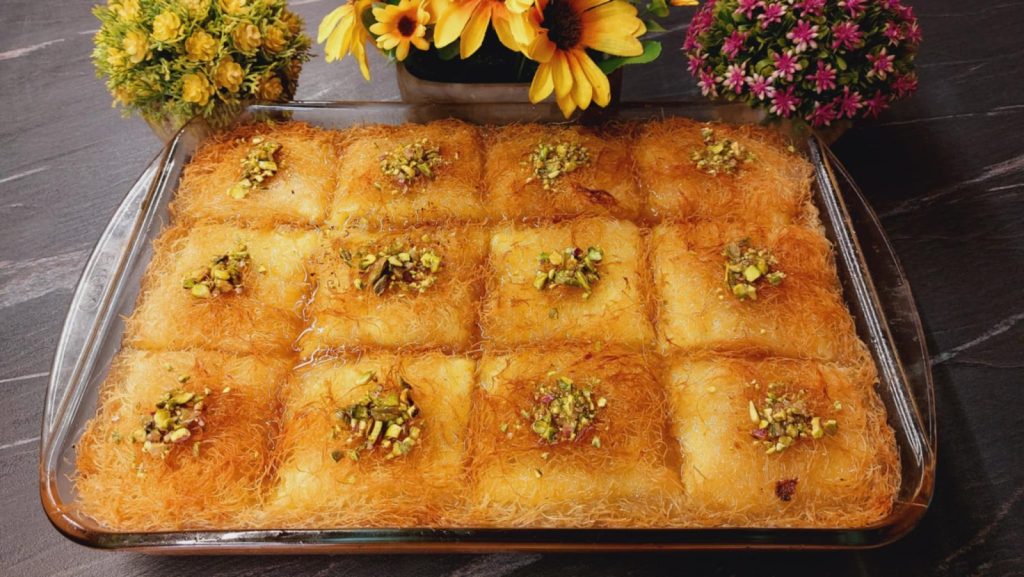 Γαλακτομπούρεκο με φύλλο Καταΐφι