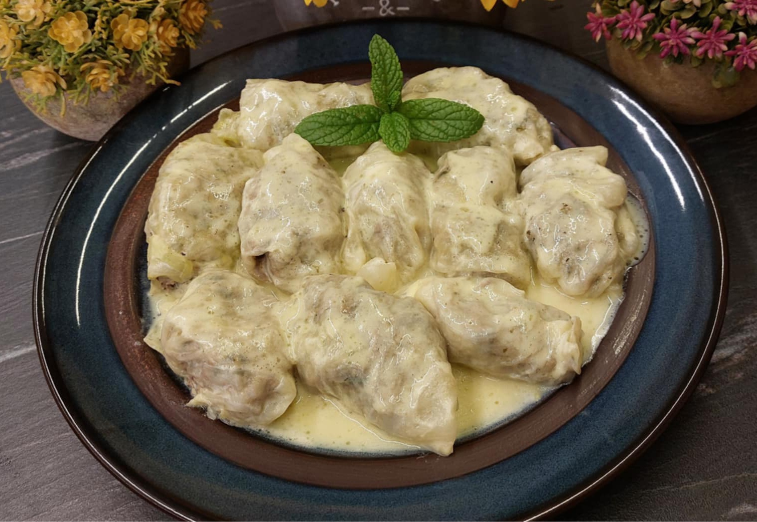 Λαχανοντολμάδες Αυγολέμονο - Lahanodolmades Avgolemono