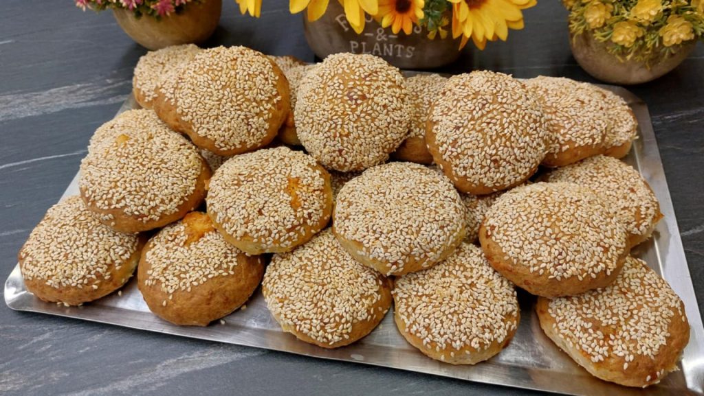 Τυροπιτάκια χωρίς μαγιά χωρίς αυγό