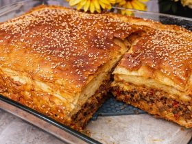 Κιμαδόπιτα σε ταψί - Greek Kimadopita meat pie