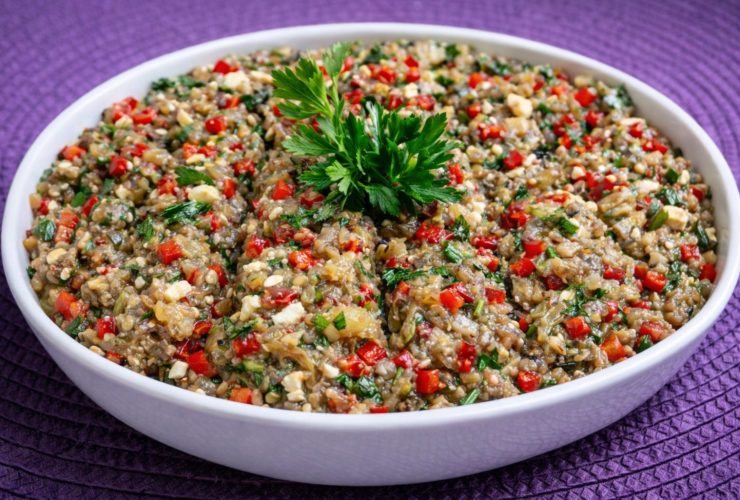 Μελιτζανοσαλάτα σε μπολ - Greek Eggplant Dip