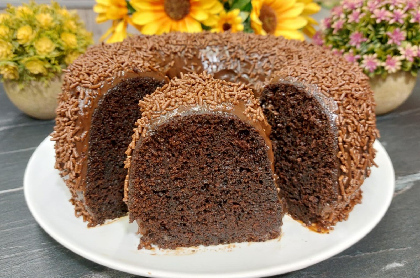 Moist Chocolate Cake with Glaze (Like Chocolate Pie)