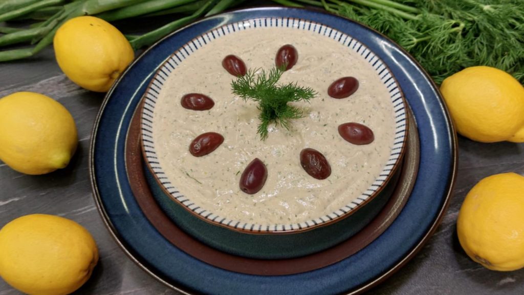 Ταραμοσαλάτα βελούδινη σε μπολ