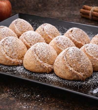 Μπισκότα Γεμιστά με Μήλο - Apple Filled Biscuits