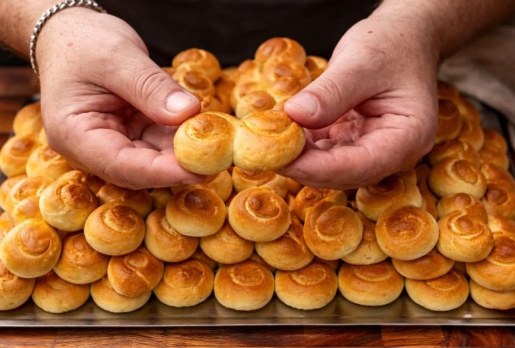 Εύκολα Πασχαλινά Κουλουράκια χωρίς μίξερ