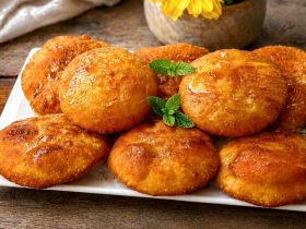 Τυρόπιτες χωρίς μαγιά σαν τηγανόψωμα - Cheesepies like flatbreads