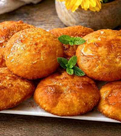 Τυρόπιτες χωρίς μαγιά σαν τηγανόψωμα - Cheesepies like flatbreads