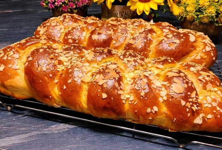 Τσουρέκια Ζώλης Χωρίς μίξερ