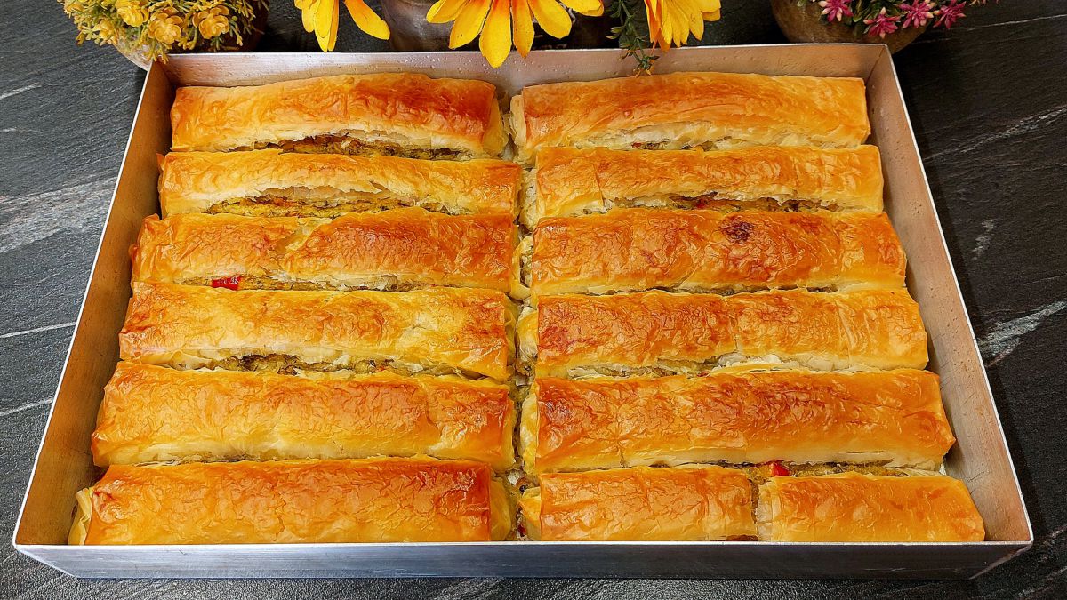 Πατατόπιτα ατομική με φύλλο κρούστας - Crispy Potato Pies