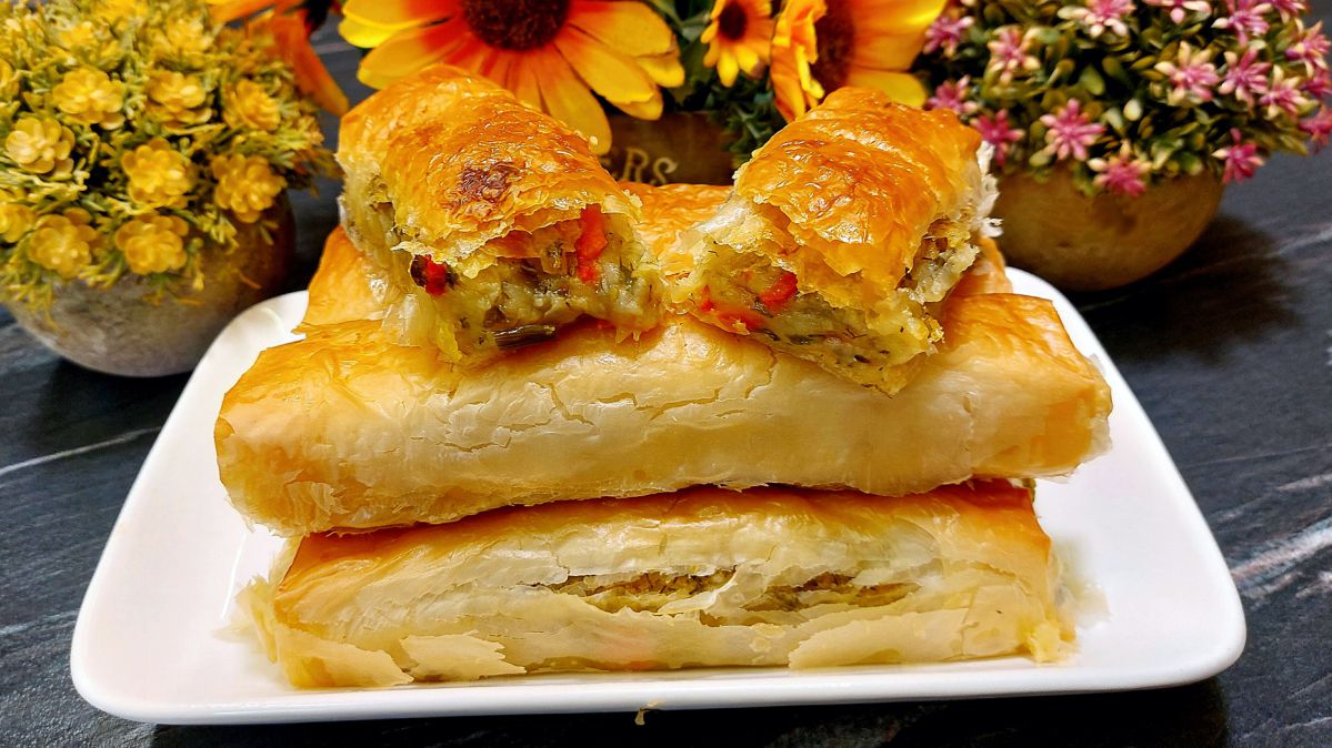 Πατατόπιτα ατομική με φύλλο κρούστας - Crispy Potato Pies