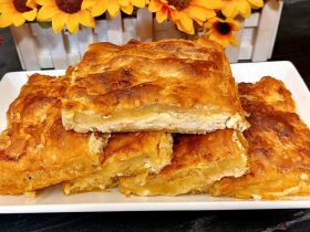 ฮคฯ
ฯฯฯฮนฯฮฑ ฮผฮต ฯฯฯฮนฮฌฯฮนฮบฮฟ ฯฯฮปฮปฮฟ - Greek Feta Cheese Pie