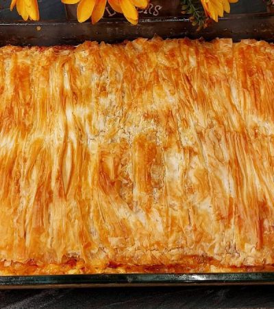Ζαμπονοτυρόπιτα με φύλλο κρούστας - Ham and cheese pie with phyllo dough