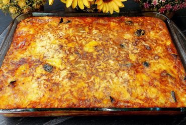 Μελιτζάνες Ογκρατέν με Πατάτες - Eggplant Au Gratin with Potatoes and Cheese