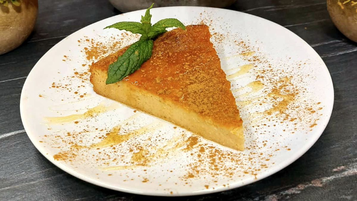 Μελόπιτα Σίφνου σε πιάτο - Greek Honey Pie in a plate