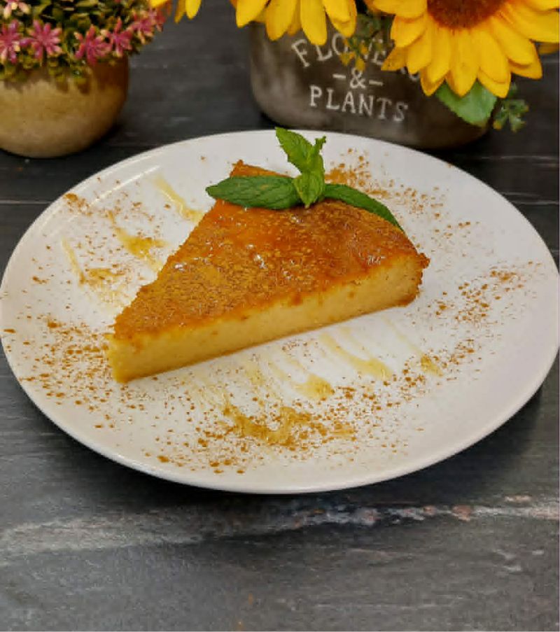 Μελόπιτα Σίφνου σε πιάτο - Greek Honey Pie in a plate